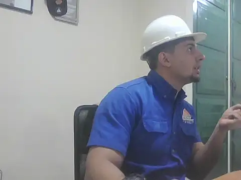 Snapshot of Jaramill07 chatting on March 2, 2026, 12:01 pm Jaramill07 online show from March 2, 2026, 12:01 pm