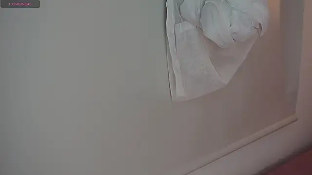 Gaby evansz online show from April 18, 2026, 9:22 am