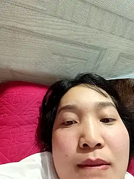 Myna5790 online show from March 7, 2026, 11:32 pm