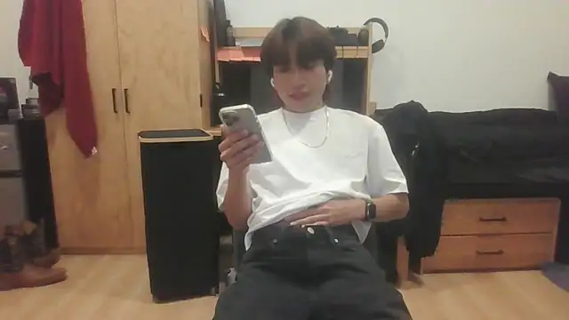 Ethangh001 online show from February 24, 2026, 3:18 am