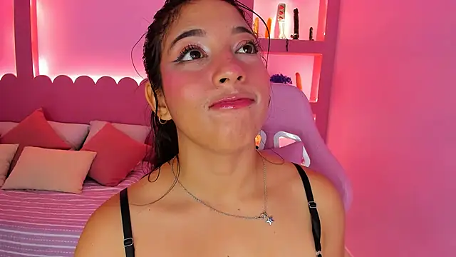 Holy Lux online show from April 13, 2026, 3:16 pm