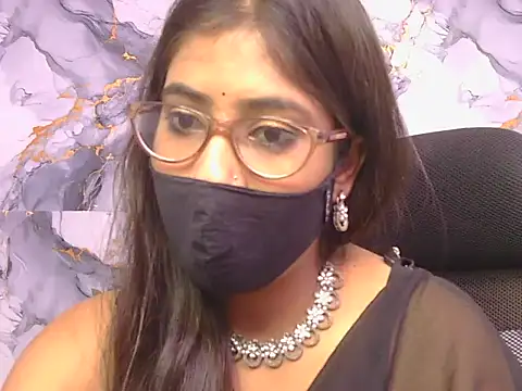 Snapshot of Aayesha-queen chatting on June 5, 2026, 6:52 am Aayesha-queen online show from June 5, 2026, 6:52 am