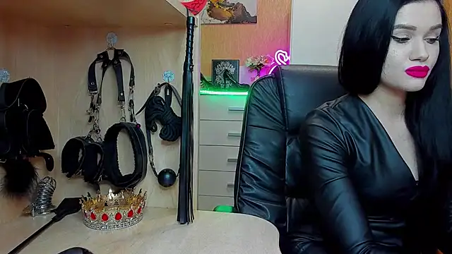 KristiTopxx online show from February 2, 2026, 9:25 pm