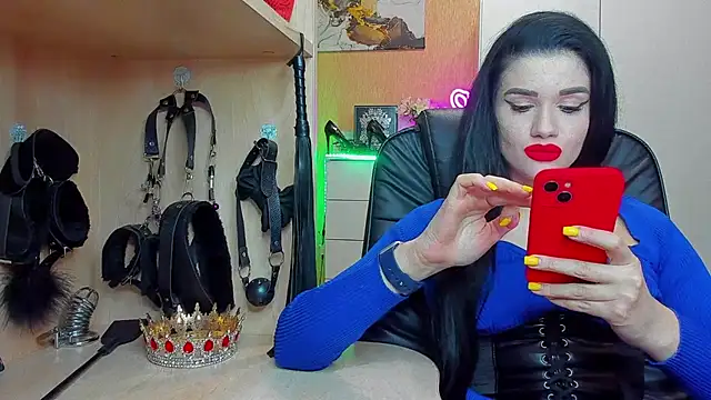 KristiTopxx online show from October 28, 2025, 7:24 pm