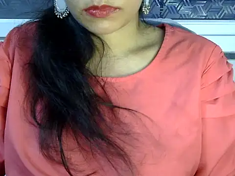 Neha Sharma2 online show from May 26, 2026, 1:31 pm