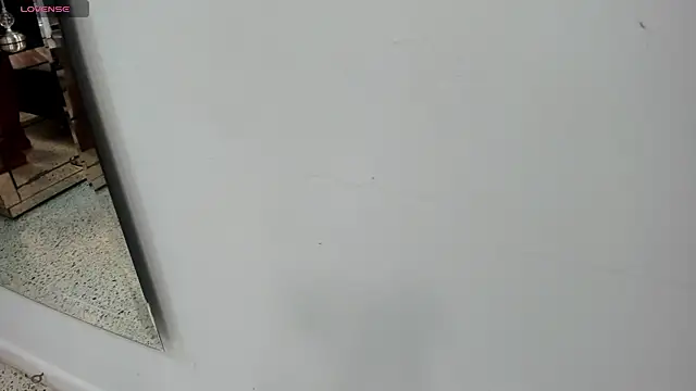 ursafrost online show from May 8, 2026, 4:16 am