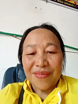 Snapshot of heesuu11 chatting on May 20, 2026, 2:41 am heesuu11 online show from May 20, 2026, 2:41 am