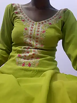 Karishma 88 online show from February 25, 2026, 5:18 am