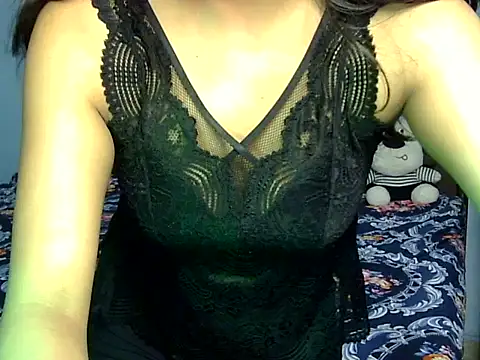 Snapshot of Awesome-sona chatting on June 3, 2026, 11:00 am Awesome-sona online show from June 3, 2026, 11:00 am