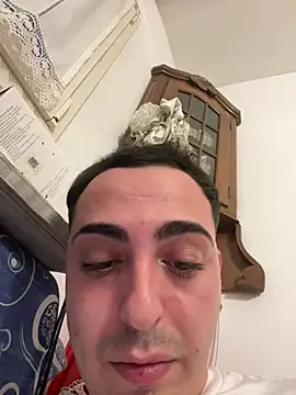 Snapshot of ombra99 chatting on February 28, 2026, 5:23 pm ombra99 online show from February 28, 2026, 5:23 pm