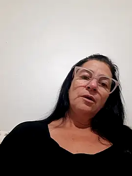 Snapshot of Camilegaucha chatting on May 2, 2026, 1:11 am Camilegaucha online show from May 2, 2026, 1:11 am