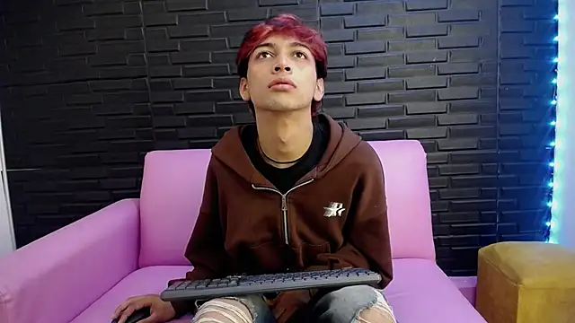 DanteLux online show from March 2, 2026, 2:57 pm