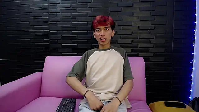 DanteLux online show from March 3, 2026, 3:19 pm