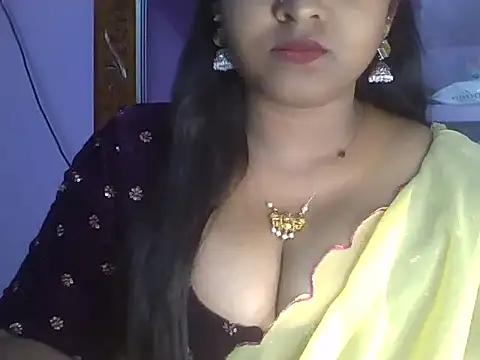 Snapshot of Tamil_Kuttyma chatting on June 1, 2026, 1:55 pm Tamil Kuttyma online show from June 1, 2026, 1:55 pm