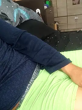 Andcas041 online show from April 23, 2026, 4:08 pm