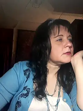 Snapshot of Apelsinkaa chatting on May 15, 2026, 4:49 pm Apelsinkaa online show from May 15, 2026, 4:49 pm