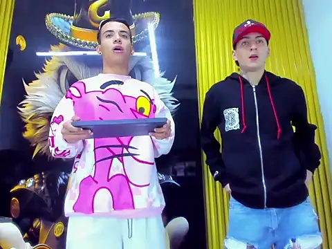 Snapshot of angel_boy_xxx chatting on March 4, 2026, 12:13 pm angel boy xxx online show from March 4, 2026, 12:13 pm