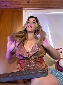 FoxxySweet online show from April 6, 2026, 3:24 pm