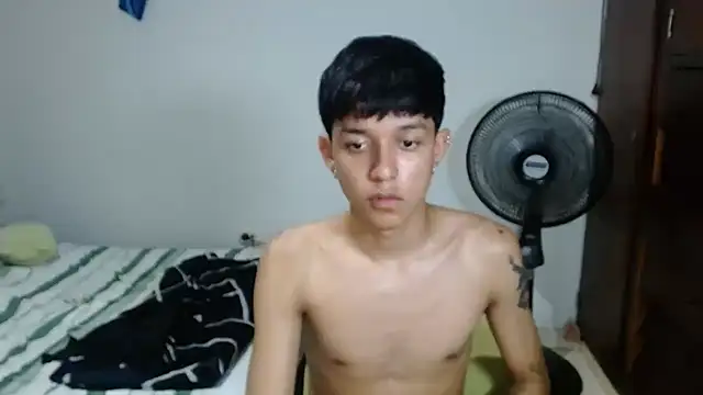 cute jisus online show from March 3, 2026, 12:06 am