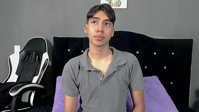 Eros Lux online show from May 21, 2026, 12:57 pm