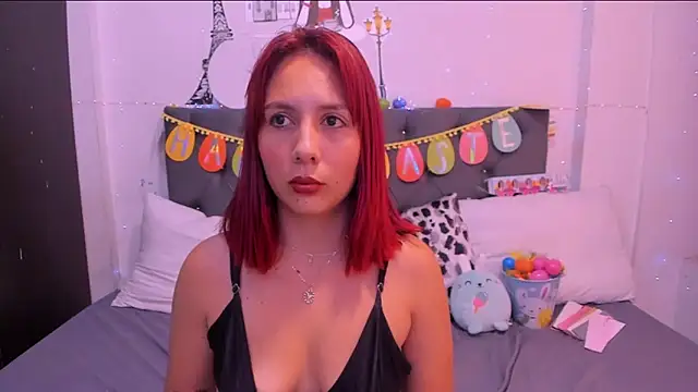 violeta blaze1 online show from April 3, 2026, 12:11 pm