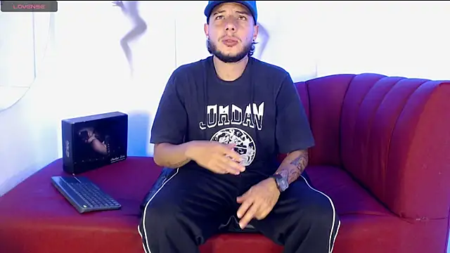 luxesmith online show from April 7, 2026, 11:39 pm