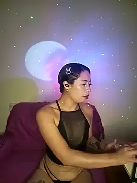 Snapshot of lina_luxe_ chatting on March 2, 2026, 1:28 am lina luxe online show from March 2, 2026, 1:28 am