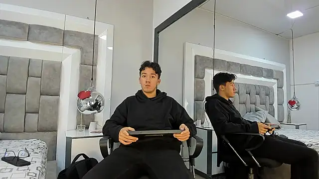 Snapshot of Austin_Reedss chatting on February 25, 2026, 12:38 pm Austin Reedss online show from February 25, 2026, 12:38 pm