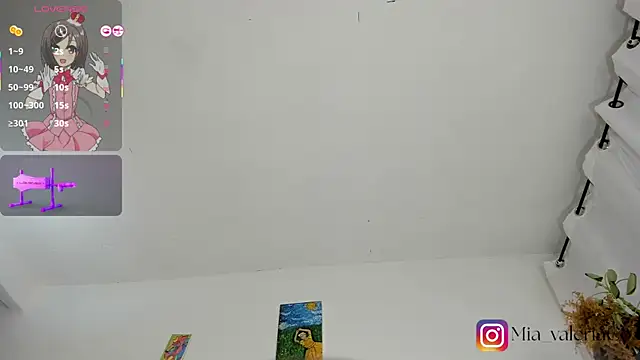 Snapshot of Mia-Valeria- chatting on July 7, 2026, 6:47 am Mia-Valeria- online show from July 7, 2026, 6:47 am