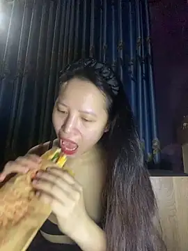 Wet-goodgirl online show from April 21, 2026, 12:12 am