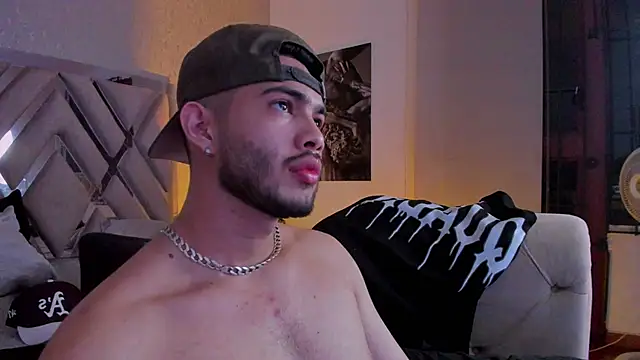 Vincentblack online show from June 13, 2026, 11:45 pm