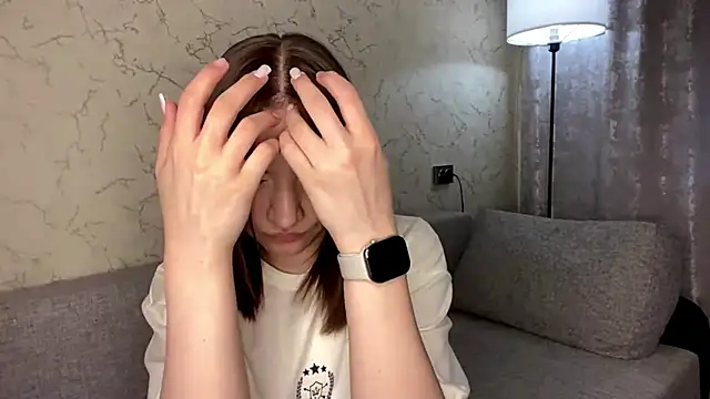 JeannaLanno online show from April 18, 2026, 2:08 pm