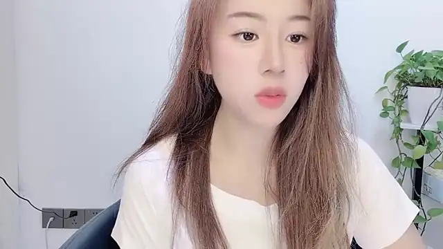 Snapshot of Baixi-01 chatting on May 17, 2026, 12:38 pm Baixi-01 online show from May 17, 2026, 12:38 pm