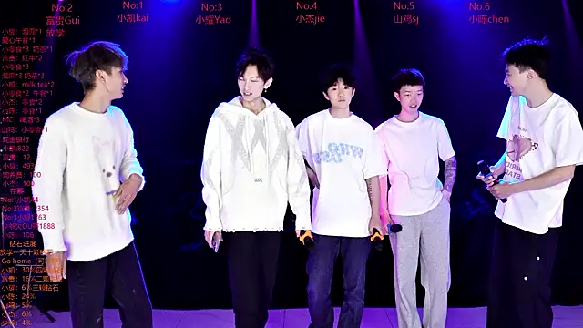 AOA-boy online show from March 12, 2026, 11:53 pm