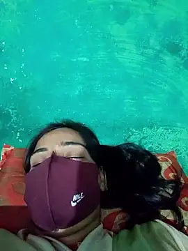 Poonam bhoji online show from April 17, 2026, 4:32 pm