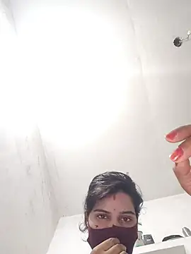 Snapshot of Poonam_bhoji chatting on July 15, 2026, 5:20 pm Poonam bhoji online show from July 15, 2026, 5:20 pm