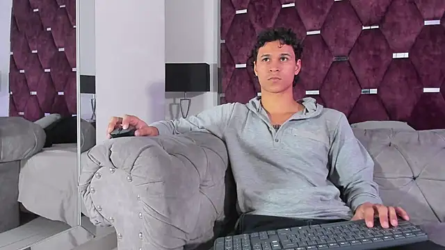 Snapshot of TonyBenedetti chatting on June 23, 2026, 8:40 pm TonyBenedetti online show from June 23, 2026, 8:40 pm