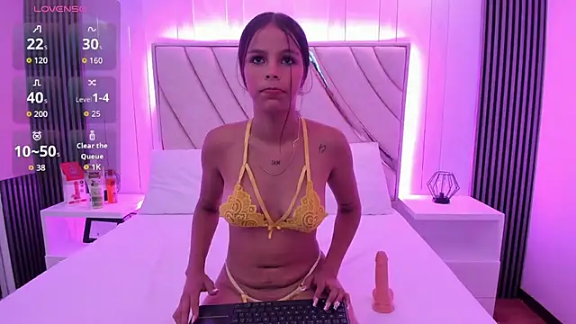 dulce coquette  online show from March 3, 2026, 11:17 am