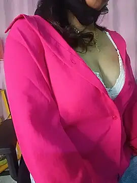 Snapshot of Kritika05 chatting on July 17, 2026, 3:59 am Kritika05 online show from July 17, 2026, 3:59 am