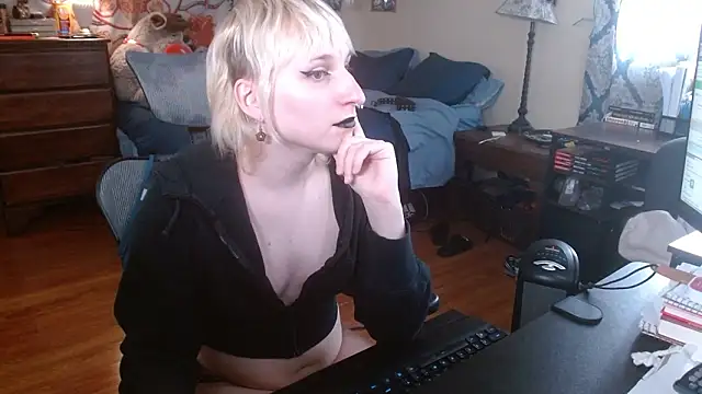 faye rose online show from February 24, 2026, 5:36 pm