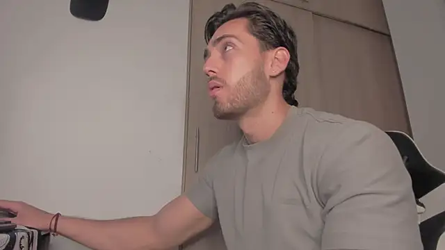 Axel  Blaze online show from March 31, 2026, 1:24 pm