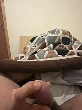 sexy-booiii online show from April 17, 2026, 12:24 am