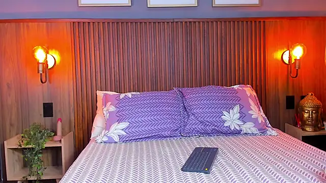 Snapshot of gabyevans4 chatting on April 7, 2026, 12:18 pm gabyevans4 online show from April 7, 2026, 12:18 pm