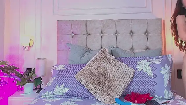 Snapshot of gabyevans4 chatting on April 16, 2026, 12:17 pm gabyevans4 online show from April 16, 2026, 12:17 pm