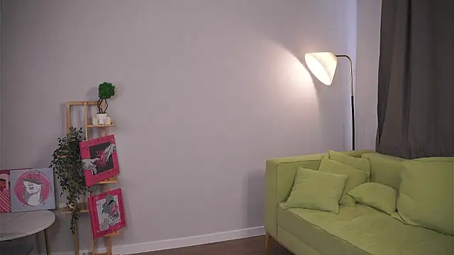 Snapshot of MuiEagan chatting on March 3, 2026, 7:15 am MuiEagan online show from March 3, 2026, 7:15 am