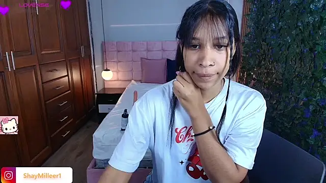 ShayMilleer online show from April 13, 2026, 11:58 am