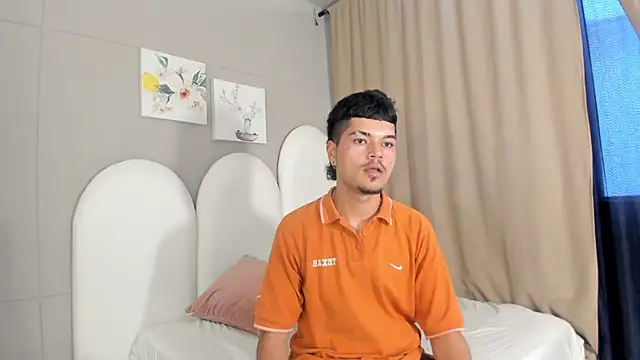 Snapshot of Briian__ chatting on June 29, 2026, 7:24 pm Briian online show from June 29, 2026, 7:24 pm