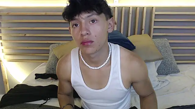 Snapshot of clark_ken01 chatting on February 26, 2026, 10:43 pm clark ken01 online show from February 26, 2026, 10:43 pm