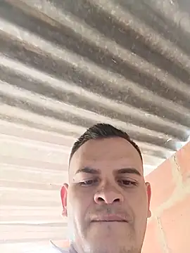 Snapshot of Edwin_Q chatting on June 8, 2026, 3:23 pm Edwin Q online show from June 8, 2026, 3:23 pm