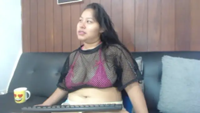 Snapshot of Assly_Love chatting on May 16, 2026, 7:13 pm Assly Love online show from May 16, 2026, 7:13 pm